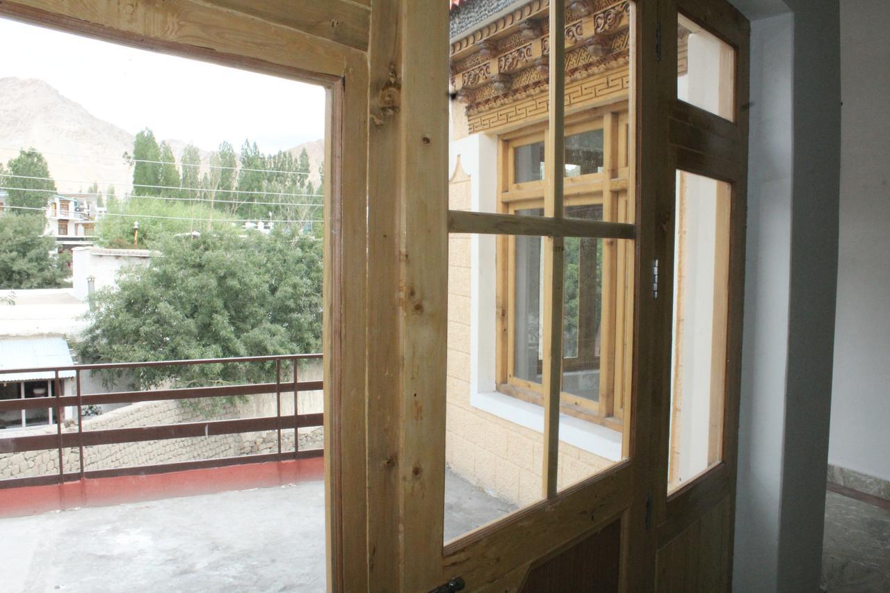 Hotel Kasdar Ladakh Leh Exterior photo